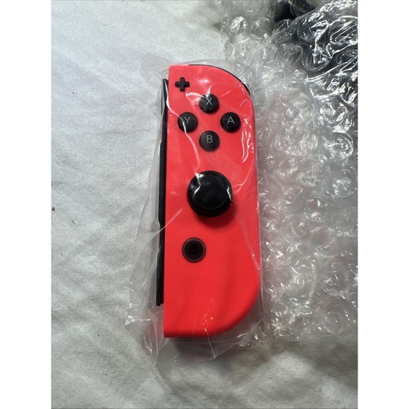 Nintendo Switch Joy-Con (R) - Neon Red - Picture 6 of 8